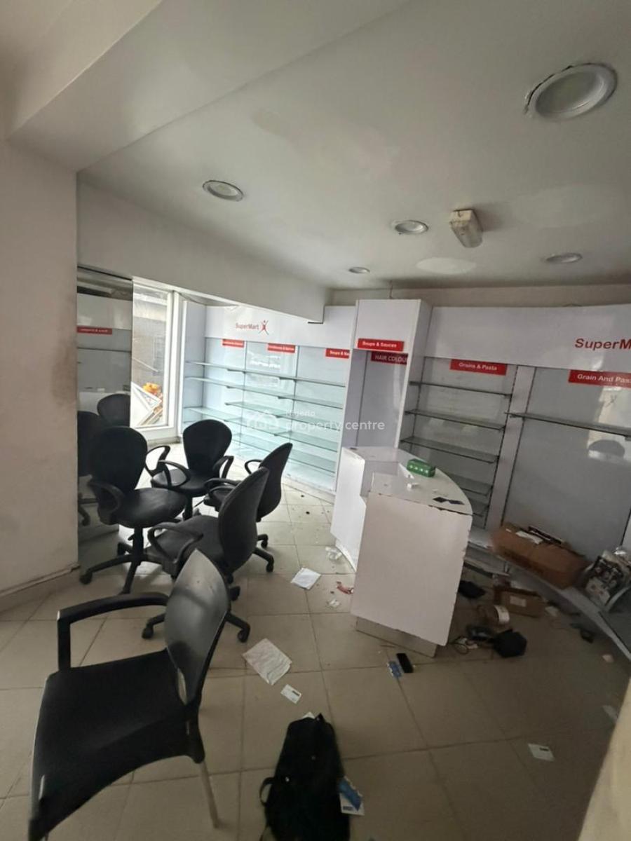 Very Good Ground Floor Good for Pharmacy, Restaurant Etc at Lekki, Off Emmanuel Abimbola Cole, Lekki Phase 1, Lekki, Lagos, Shop for Rent