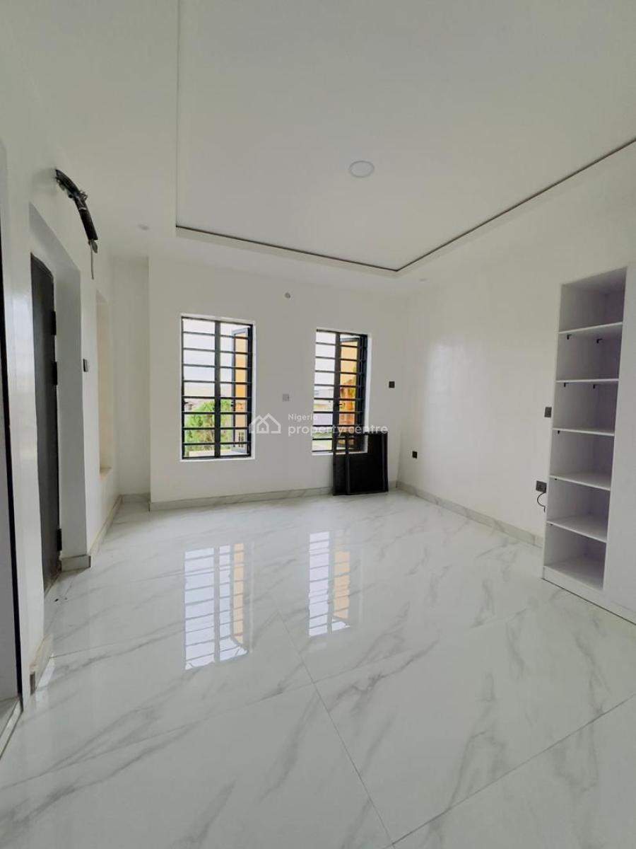Luxury 5 Bedroom Semi-detached Duplex with Bq, Gra Phase 1, Magodo, Lagos, Semi-detached Duplex for Sale