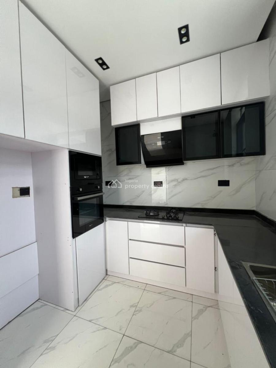 Premium 1 Bedroom Apartment, Ologolo, Lekki, Lagos, Mini Flat (room and Parlour) for Sale