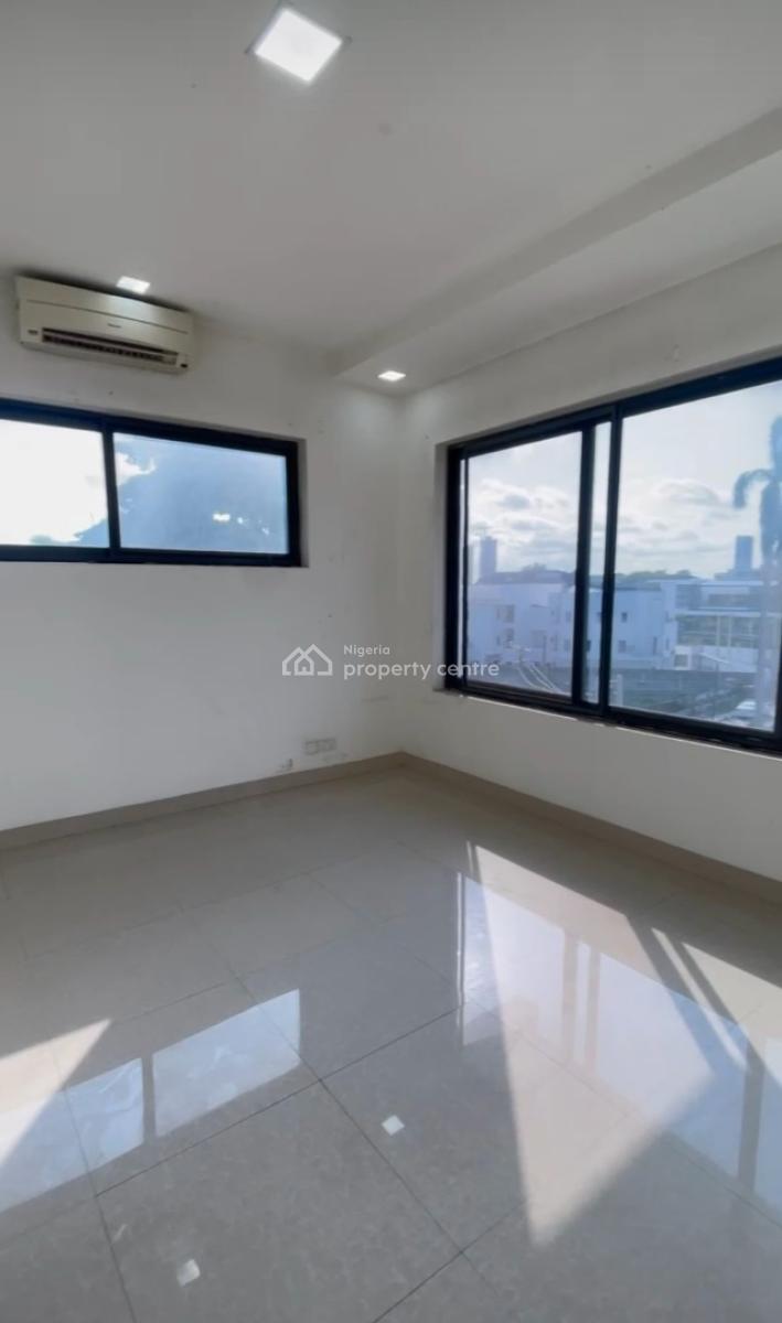 4bedroom Terrace Duplex with Bq and Private Elevator, Off Queens Drive, Old Ikoyi, Ikoyi, Lagos, Terraced Duplex for Sale