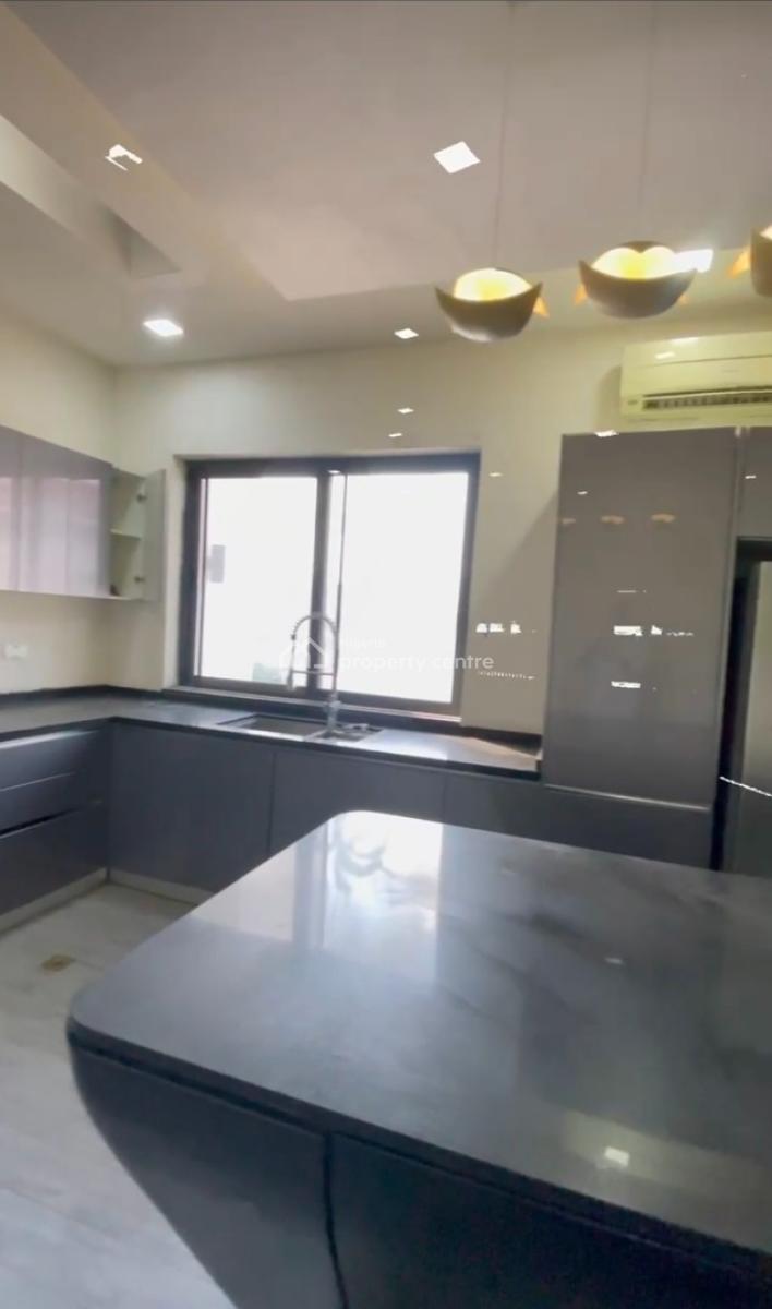 4bedroom Terrace Duplex with Bq and Private Elevator, Off Queens Drive, Old Ikoyi, Ikoyi, Lagos, Terraced Duplex for Sale