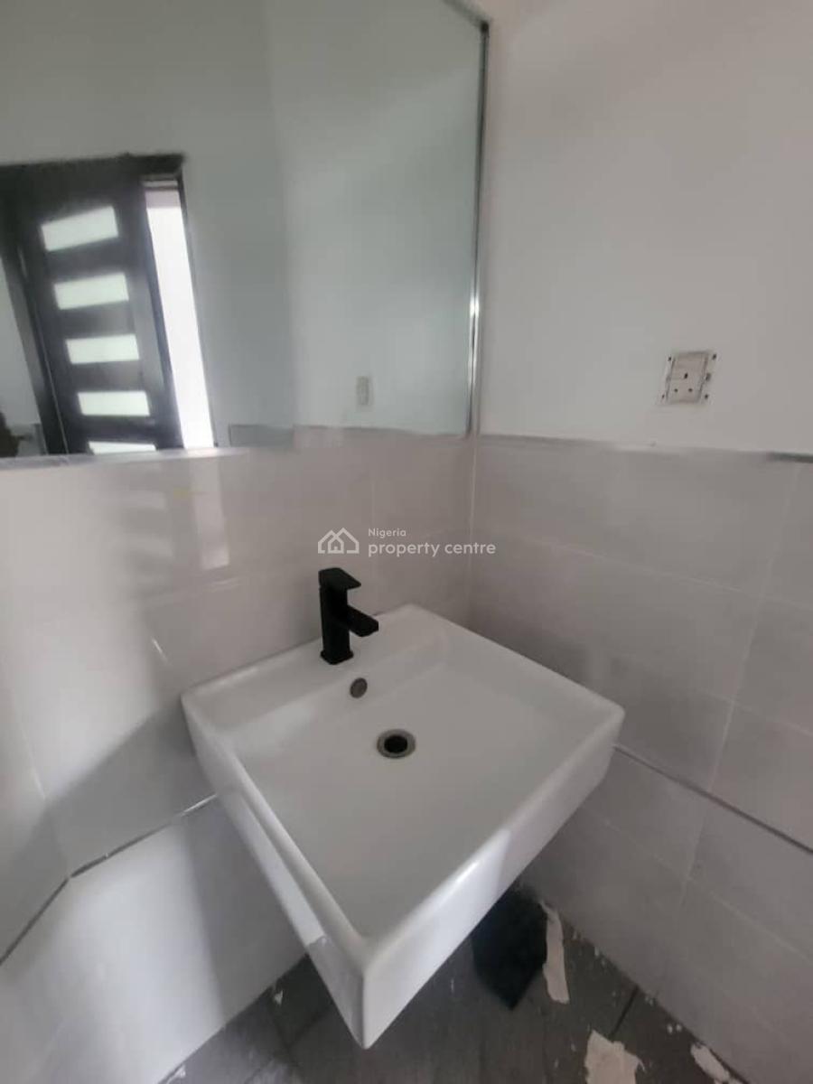 Very Sharp and Well Renovated 1 Bedroom Apartment, Victoria Island (vi), Lagos, Flat / Apartment for Rent