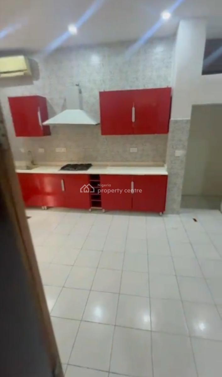 4 Bedrooms Semi-detached Duplex All Rooms Ensuite with 3 Living Rooms, Shangisha Phase 2 Estate, Gra Phase 2, Magodo, Lagos, Semi-detached Duplex for Sale