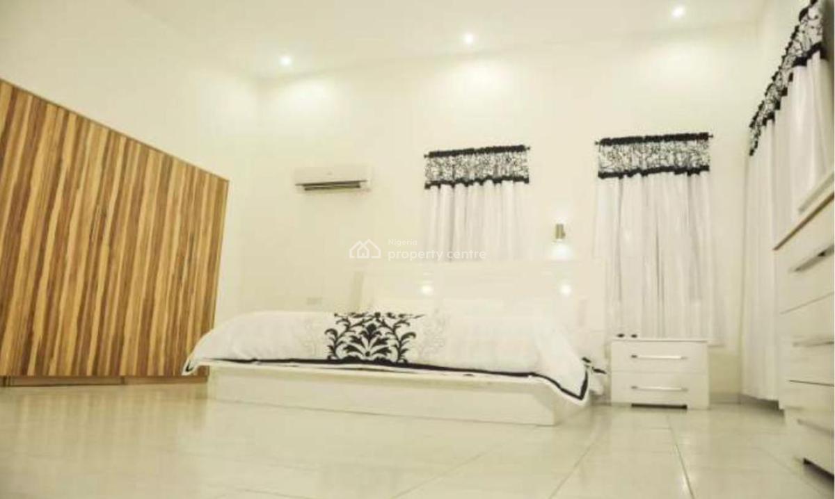 4 Bedrooms Semi-detached Duplex All Rooms Ensuite with 3 Living Rooms, Shangisha Phase 2 Estate, Gra Phase 2, Magodo, Lagos, Semi-detached Duplex for Sale