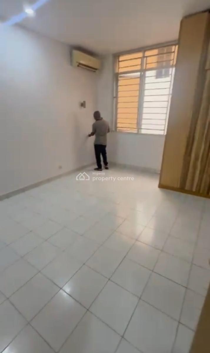 4 Bedrooms Semi-detached Duplex All Rooms Ensuite with 3 Living Rooms, Shangisha Phase 2 Estate, Gra Phase 2, Magodo, Lagos, Semi-detached Duplex for Sale