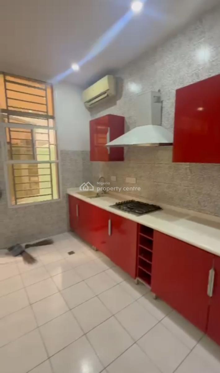 4 Bedrooms Semi-detached Duplex All Rooms Ensuite with 3 Living Rooms, Shangisha Phase 2 Estate, Gra Phase 2, Magodo, Lagos, Semi-detached Duplex for Sale