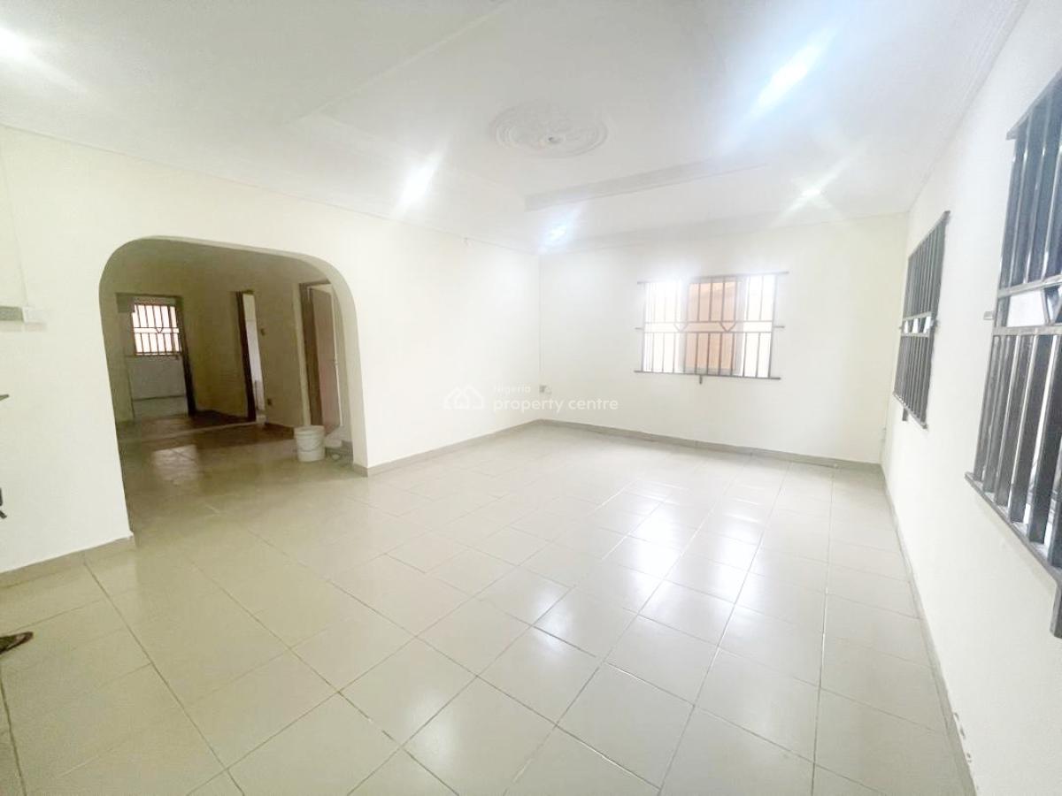 a Well Maintained Spacious 4 Bedroom Detached Duplex, Olowora, Omole Phase 2, Ikeja, Lagos, Detached Duplex for Rent