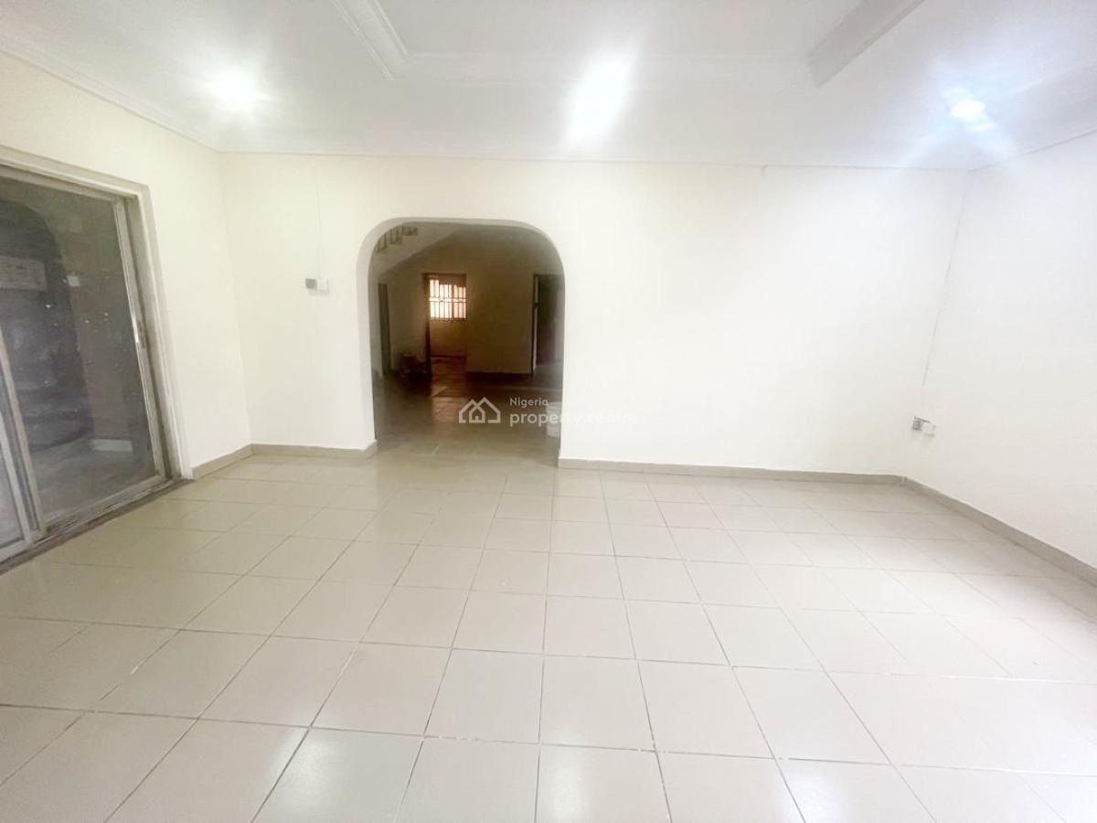 a Well Maintained Spacious 4 Bedroom Detached Duplex, Olowora, Omole Phase 2, Ikeja, Lagos, Detached Duplex for Rent