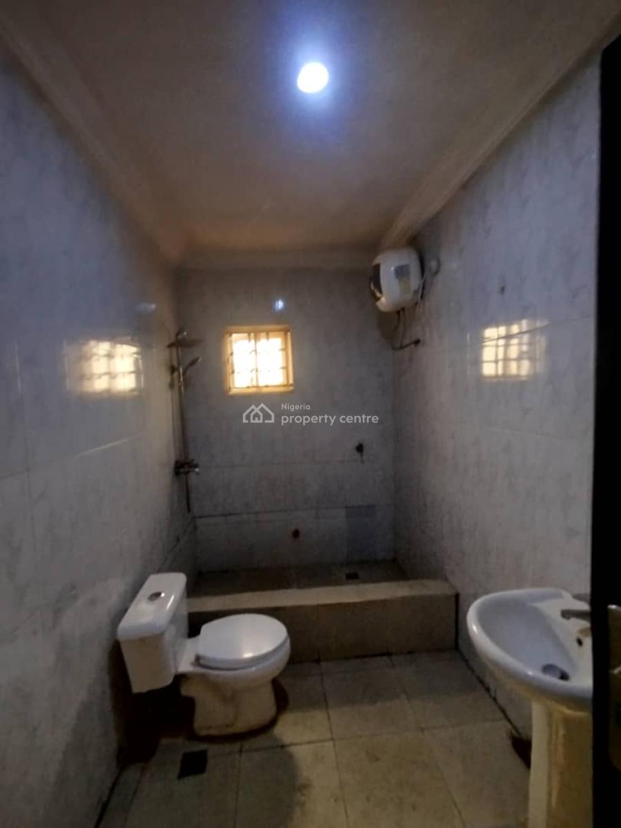 Standard 3bedroom Flat on The 3rd, 2nd and Ground Floor, Mabushi, Abuja, Flat / Apartment for Rent