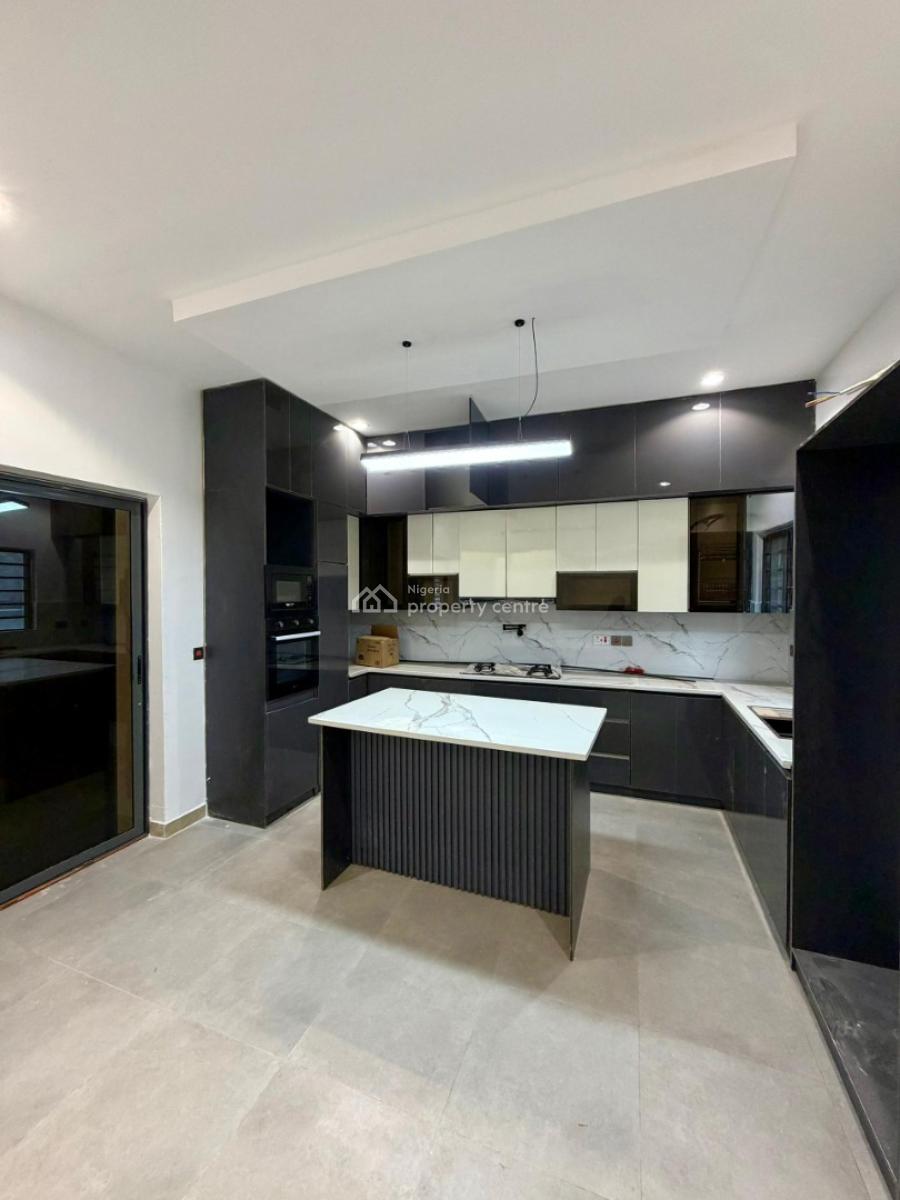 5 Bedroom Fully Detached Duplex with Bq, Gra Phase 1, Magodo, Lagos, Detached Duplex for Sale