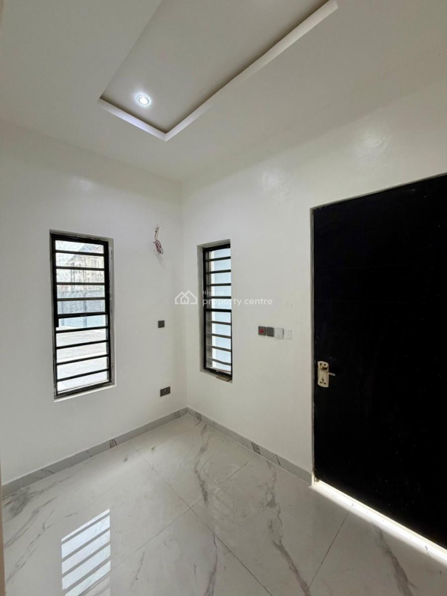 5 Bedroom Fully Detached Duplex with Bq, Gra Phase 1, Magodo, Lagos, Detached Duplex for Sale