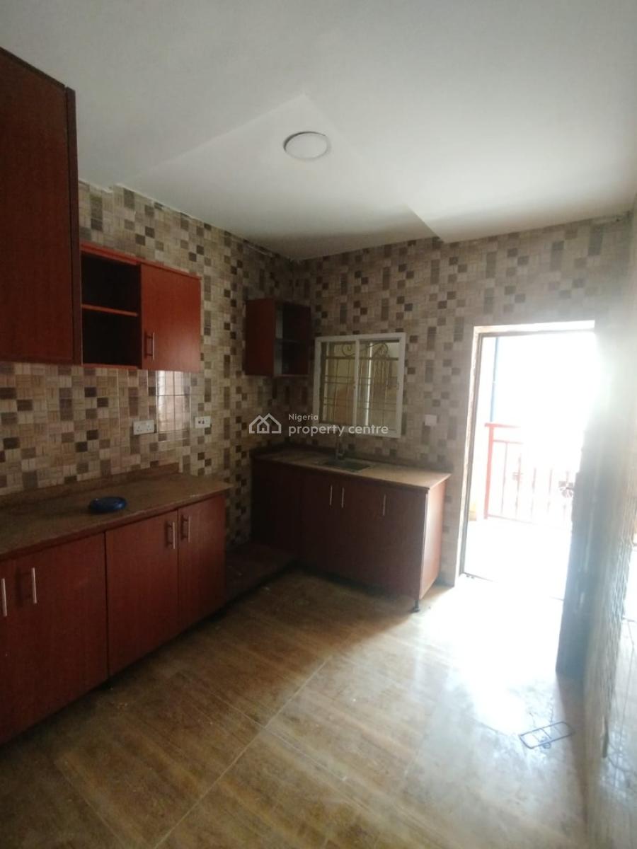 Massive 3bedroom Apartment on The First Floor, Jahi, Abuja, Flat / Apartment for Rent