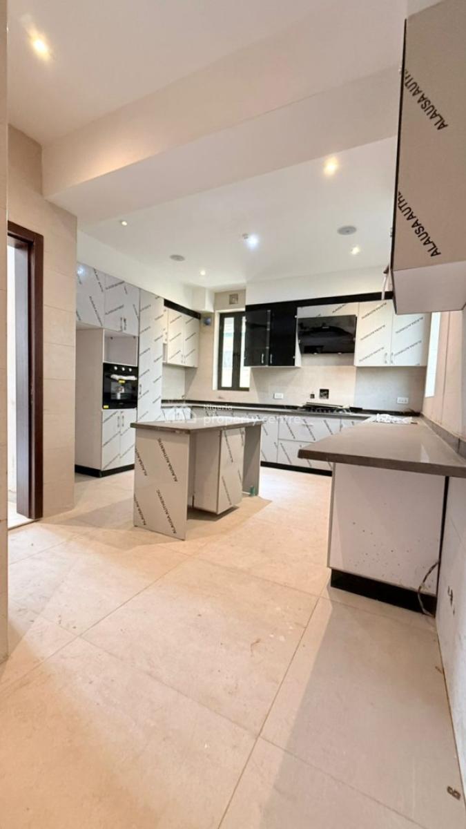 4 Bedrooms (all En Suite) - ️ Spacious Sitting Room - ️ Fitted Kitchen, Osborne, Ikoyi, Lagos, Terraced Duplex for Sale