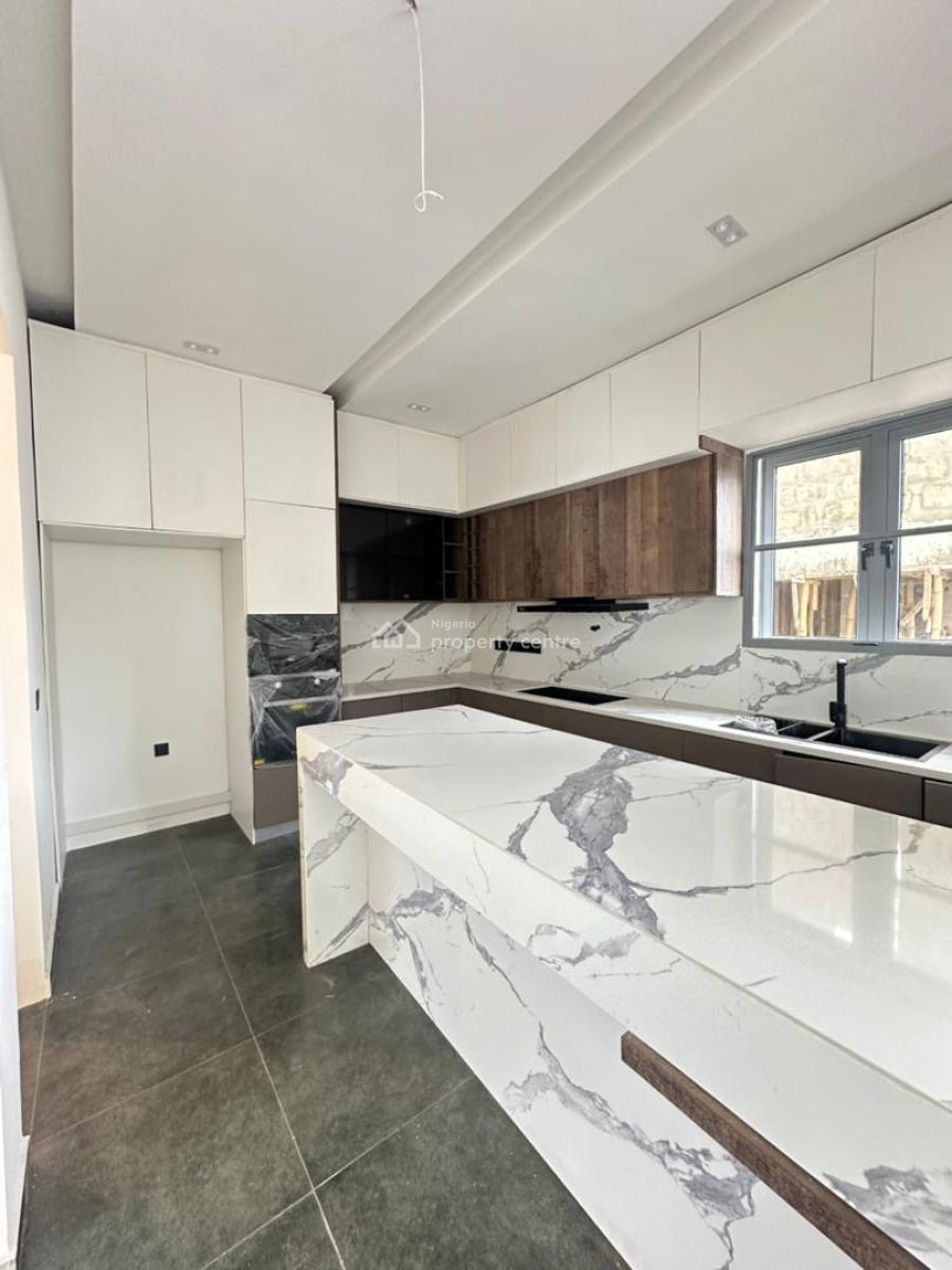 Exquisite Newly Built 4 Bedroom Terrace Duplex with a Bq, Lekki Phase 1, Lekki, Lagos, Terraced Duplex for Sale