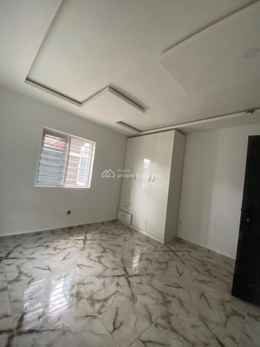 an Executive Two Bedroom Flat, Hope Ville Estate Before Shoprite Sangotedo Ajah Lekki, Lekki, Lagos, Flat / Apartment for Rent