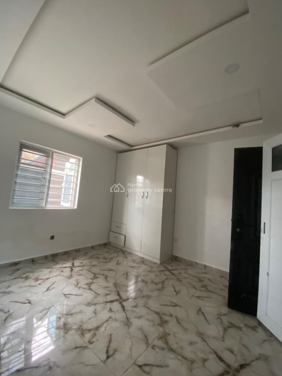 an Executive Two Bedroom Flat, Hope Ville Estate Before Shoprite Sangotedo Ajah Lekki, Lekki, Lagos, Flat / Apartment for Rent