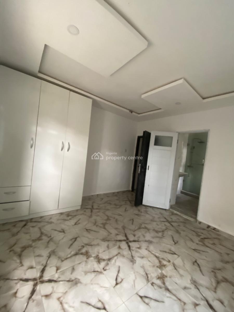 an Executive Two Bedroom Flat, Hope Ville Estate Before Shoprite Sangotedo Ajah Lekki, Lekki, Lagos, Flat / Apartment for Rent