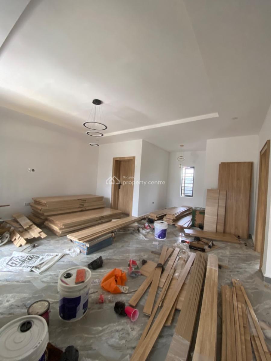 an Executive Two Bedroom Flat with Top Notch Finishing, Oakwood Estate ,after Lagos Business School ,ajah, Lekki, Lagos, Flat / Apartment for Rent