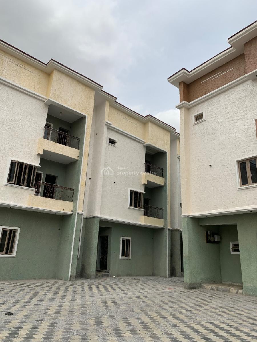 5 Bedrooms with Bq, First Avenue, Gwarinpa, Abuja, Terraced Duplex for Rent