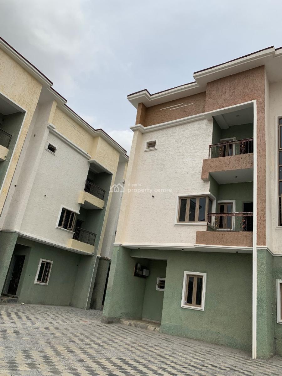 5 Bedrooms with Bq, First Avenue, Gwarinpa, Abuja, Terraced Duplex for Rent