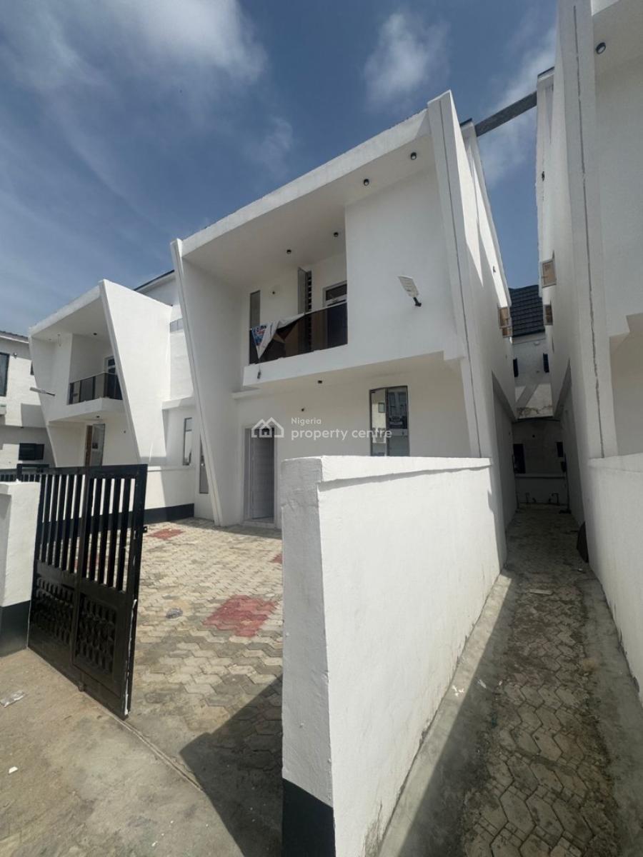 4bedroom Semi Detached Self Compound, at Ikota, Ikota, Lekki, Lagos, Semi-detached Duplex for Sale