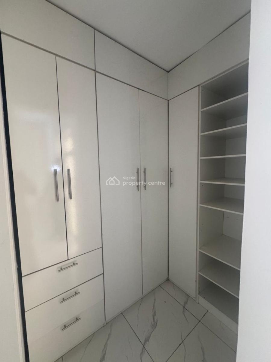 4bedroom Semi Detached Self Compound, at Ikota, Ikota, Lekki, Lagos, Semi-detached Duplex for Sale