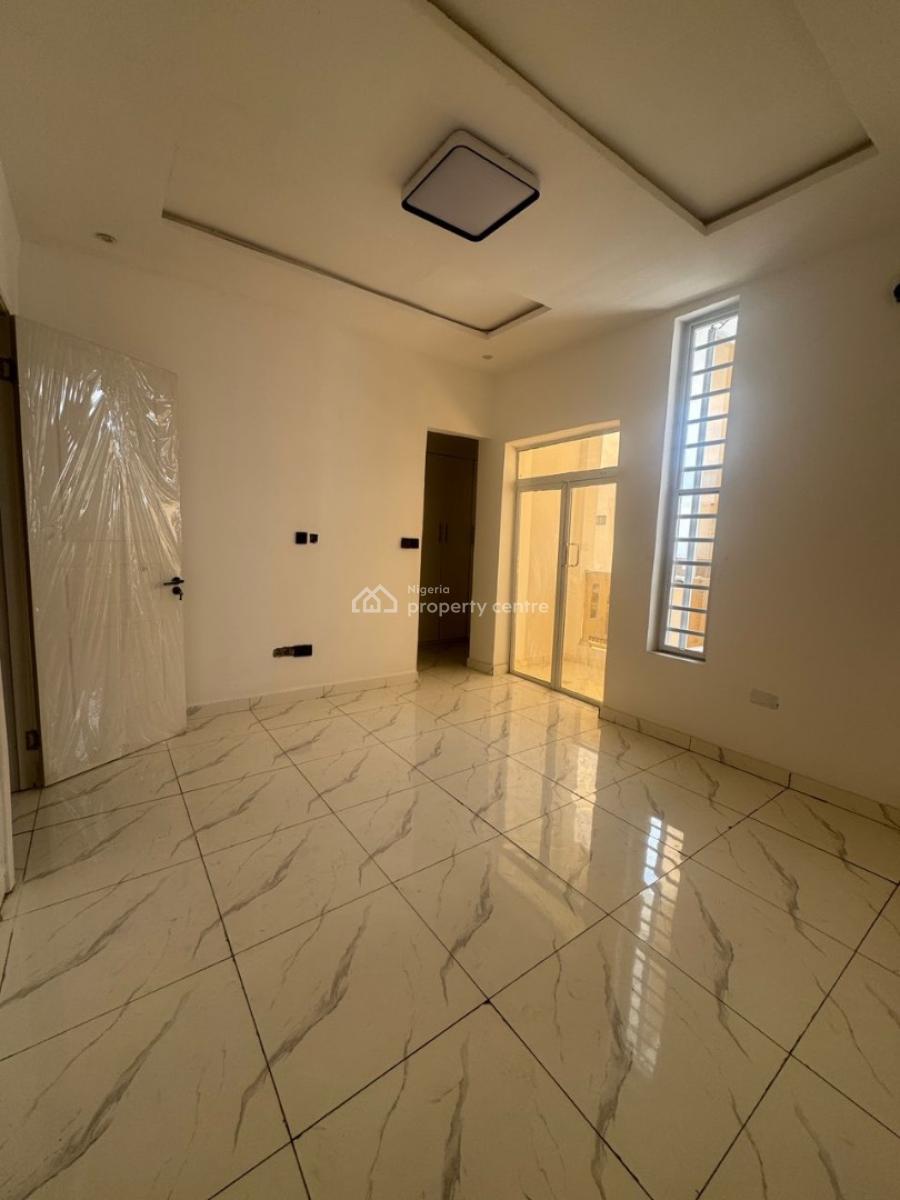 4bedroom Semi Detached Self Compound, at Ikota, Ikota, Lekki, Lagos, Semi-detached Duplex for Sale