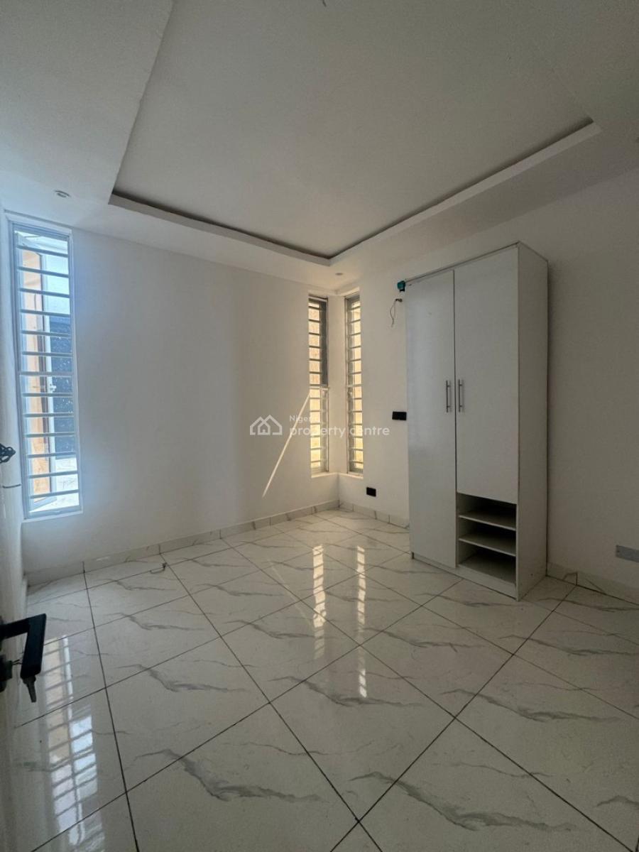 4bedroom Semi Detached Self Compound, at Ikota, Ikota, Lekki, Lagos, Semi-detached Duplex for Sale