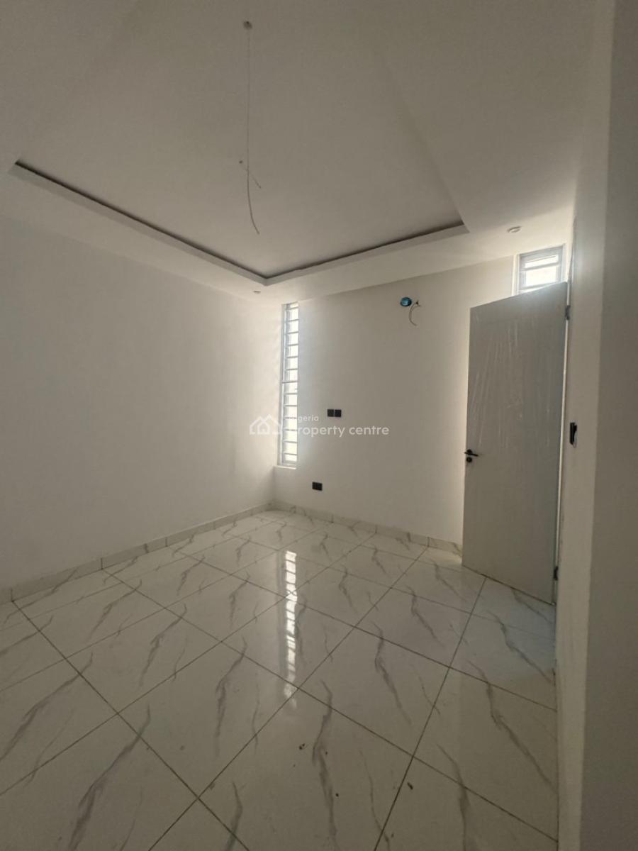 4bedroom Semi Detached Self Compound, at Ikota, Ikota, Lekki, Lagos, Semi-detached Duplex for Sale