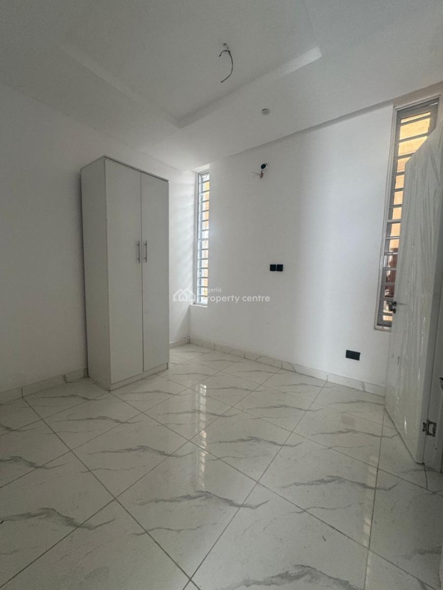 4bedroom Semi Detached Self Compound, at Ikota, Ikota, Lekki, Lagos, Semi-detached Duplex for Sale