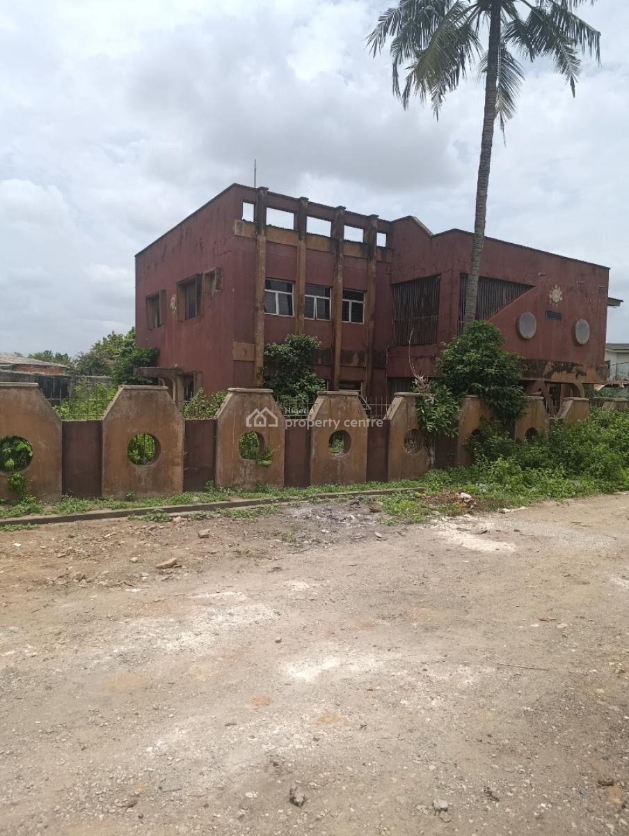 5 Bedroom Duplex, Needs Little Renovation on 634sqm of Land, Oladiti, New Bodija, Ibadan, Oyo, Detached Duplex for Sale