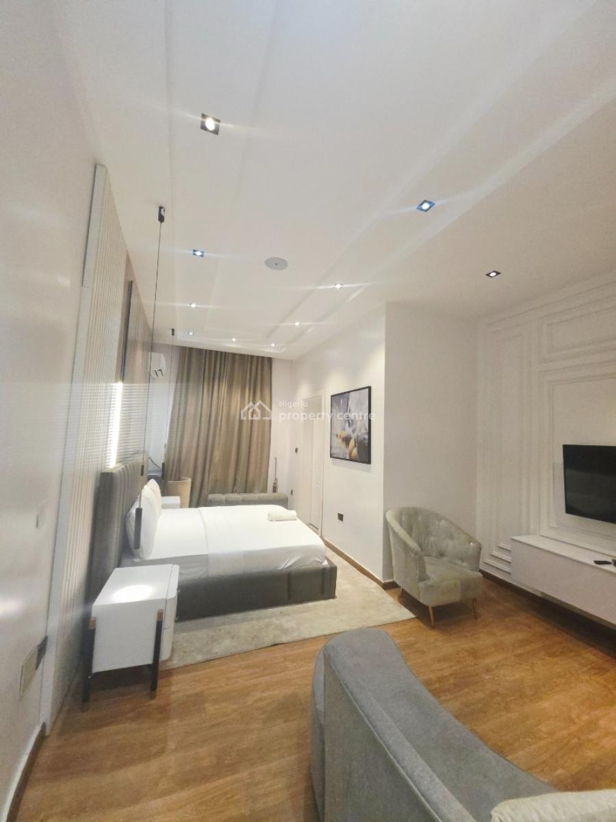 Waterfront 3bedrooms Flat with Bq, Admiralty Road, Lekki Phase 1, Lekki, Lagos, Flat / Apartment for Rent