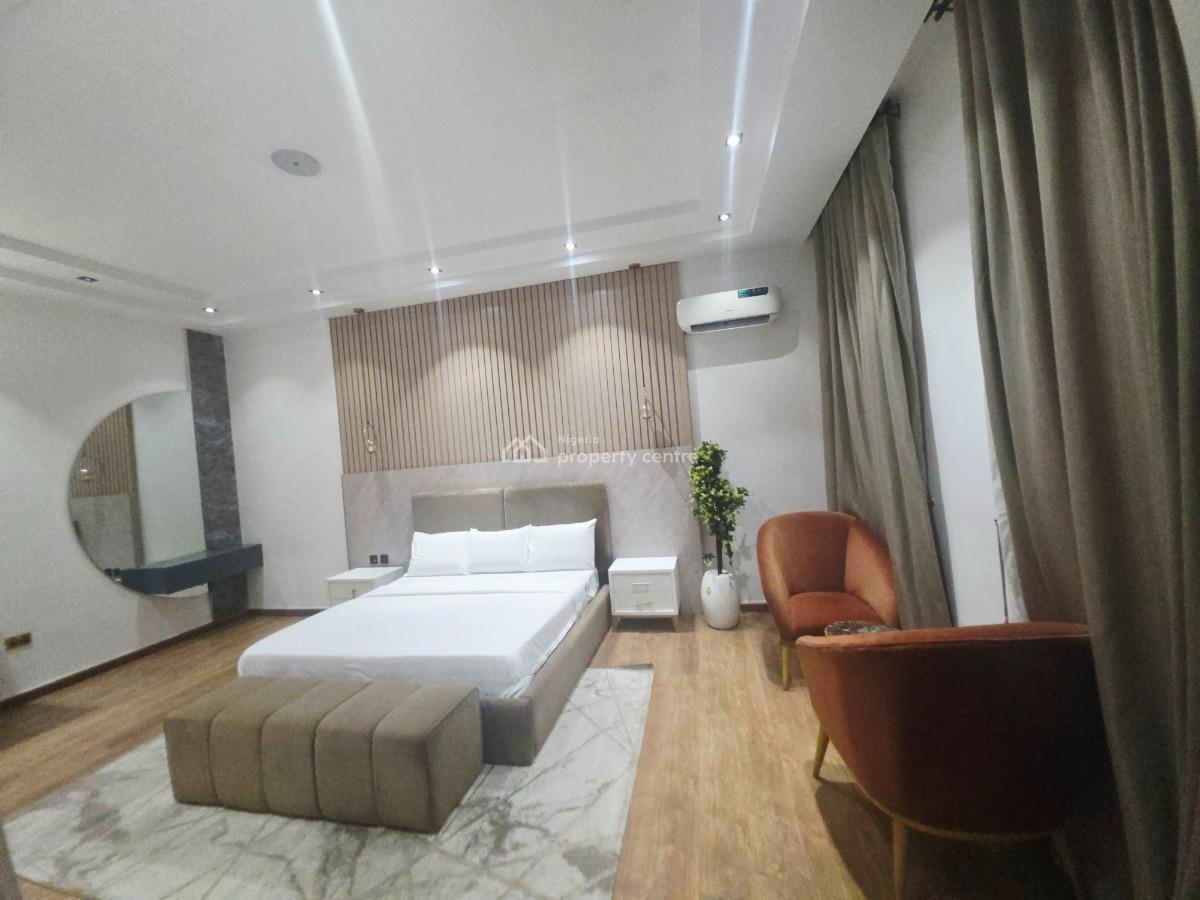 Waterfront 3bedrooms Flat with Bq, Admiralty Road, Lekki Phase 1, Lekki, Lagos, Flat / Apartment for Rent