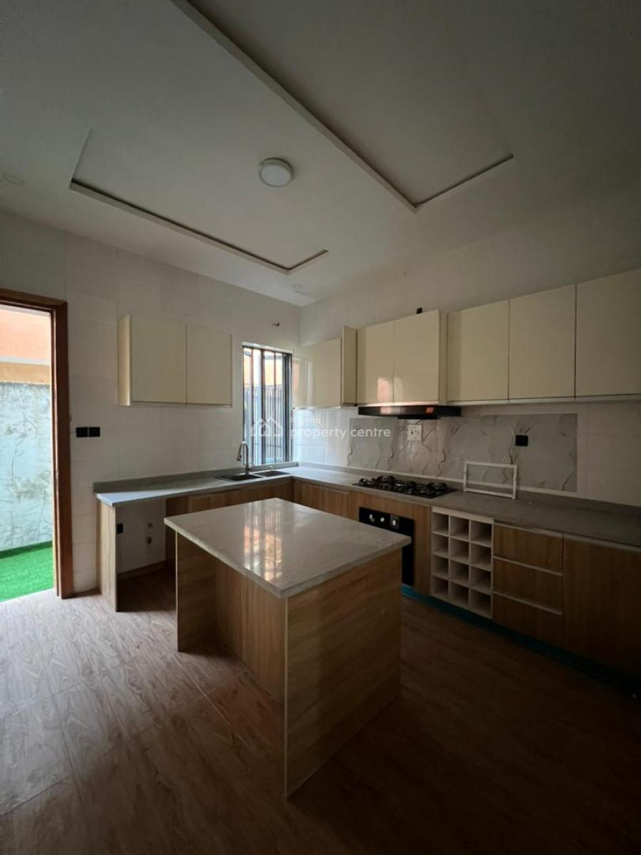 4 Bedrooms Terraced Duplex, Mobil Road, Ajah, Lagos, Terraced Duplex for Rent