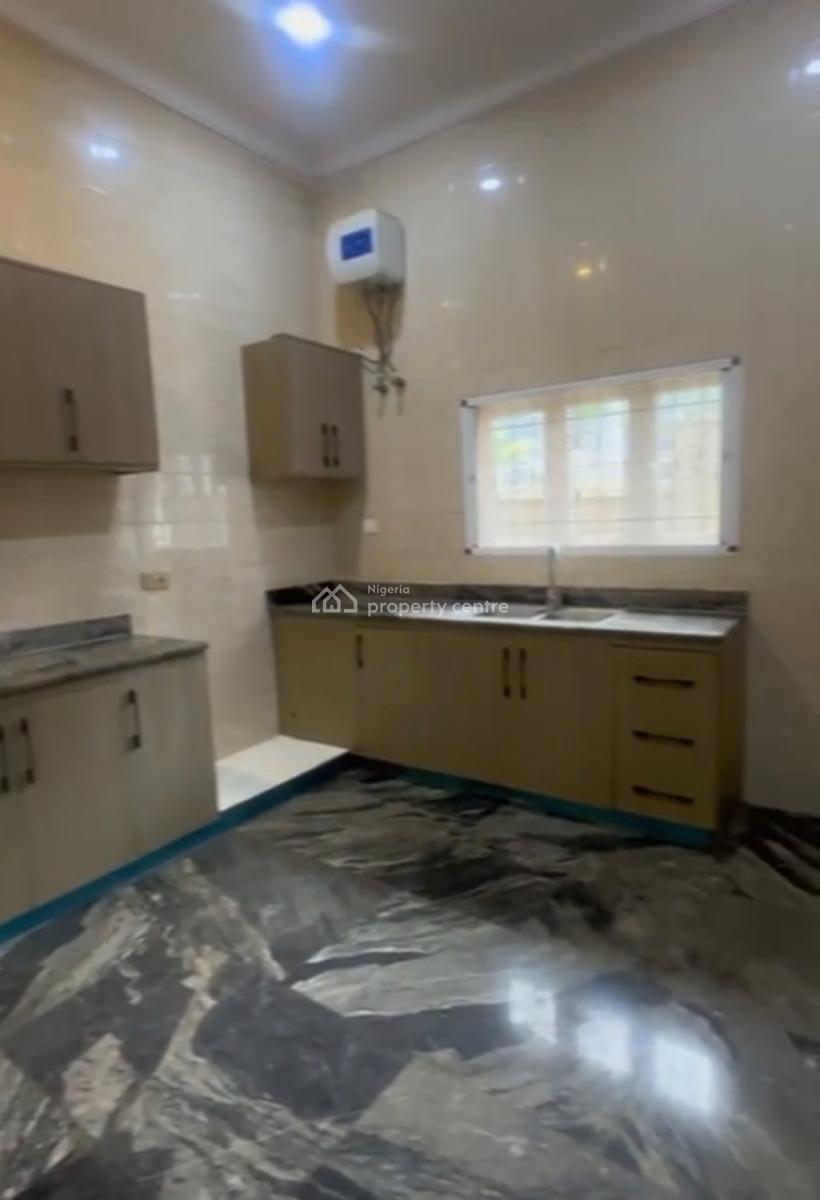 Fully Serviced 3 Bedroom Flat, Main Guzape, Guzape District, Abuja, Flat / Apartment for Rent