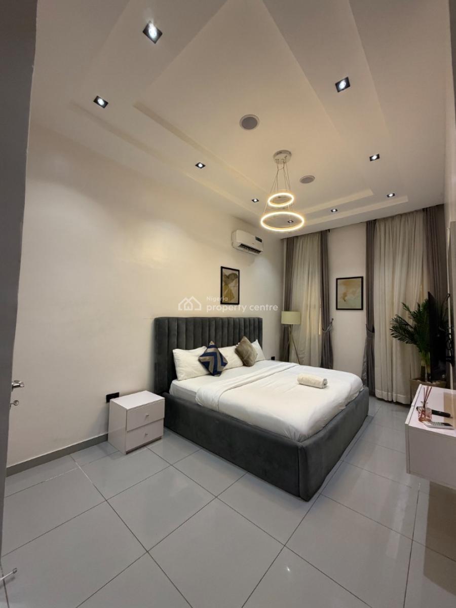 Waterfront Fully Furnished 2bedrooms Flat, Admiralty Road, Lekki Phase 1, Lekki, Lagos, Flat / Apartment for Rent