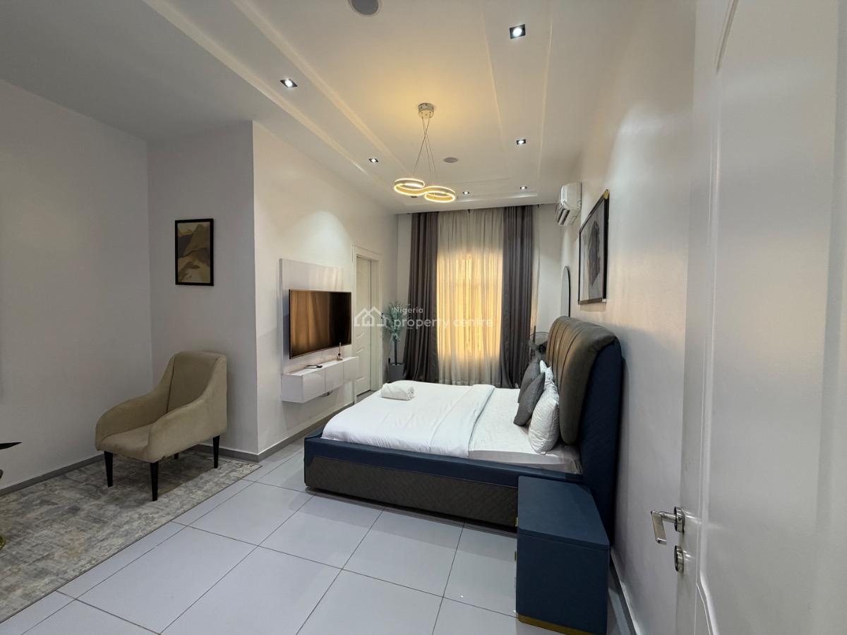 Waterfront Fully Furnished 2bedrooms Flat, Admiralty Road, Lekki Phase 1, Lekki, Lagos, Flat / Apartment for Rent