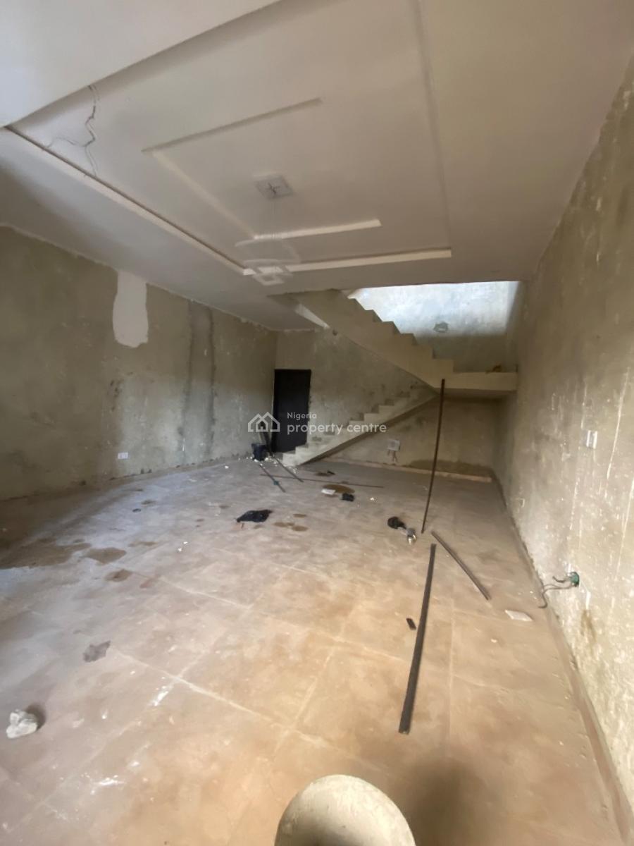 Luxury and Spacious 3bedroom Wit Bq and Light in a Gud Est, Lekki Scheme 2, Ajah, Lagos, Terraced Duplex for Sale