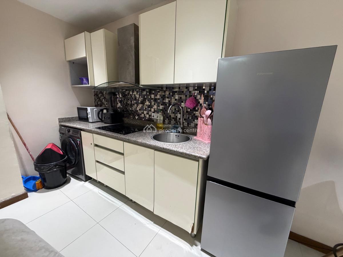 Spacious Fully Furnished 1bedroom Flat, Admiralty Way., Lekki Phase 1, Lekki, Lagos, Mini Flat (room and Parlour) for Rent