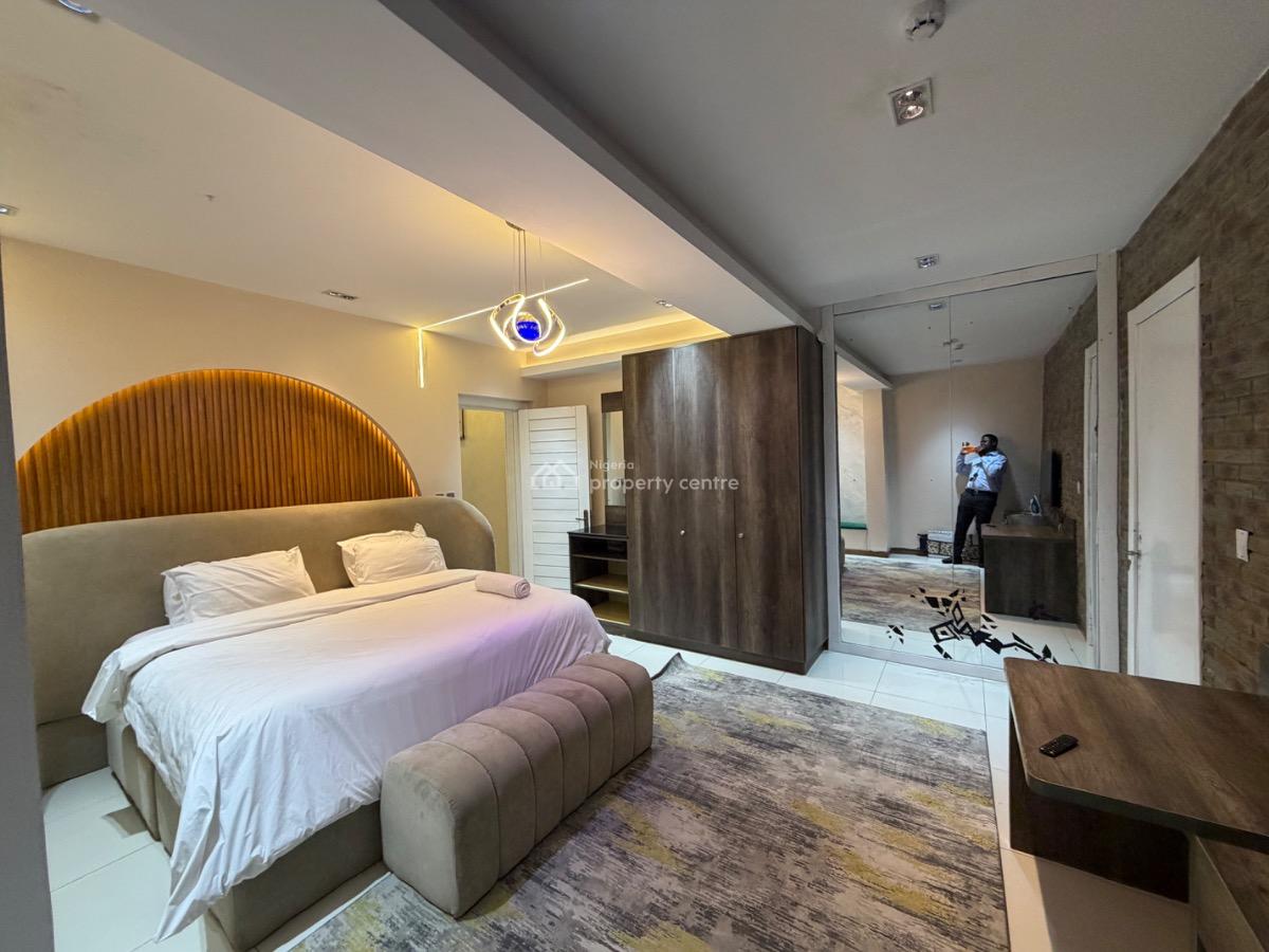 Spacious Fully Furnished 1bedroom Flat, Admiralty Way., Lekki Phase 1, Lekki, Lagos, Mini Flat (room and Parlour) for Rent