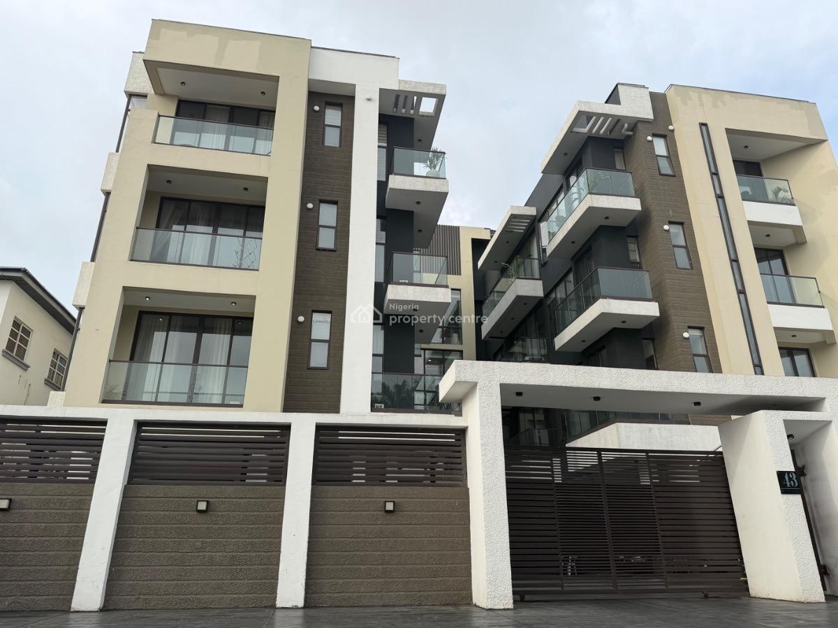 3bedrooms Flat, Off Admiralty Road, Lekki Phase 1, Lekki, Lagos, Flat / Apartment for Rent
