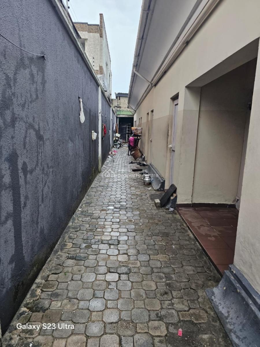 6 Unit of 3 Bedrooms Apartment and 2 Unit 1 Bedroom Apartment, Off Palace Road, Oniru, Victoria Island (vi), Lagos, Flat / Apartment for Rent