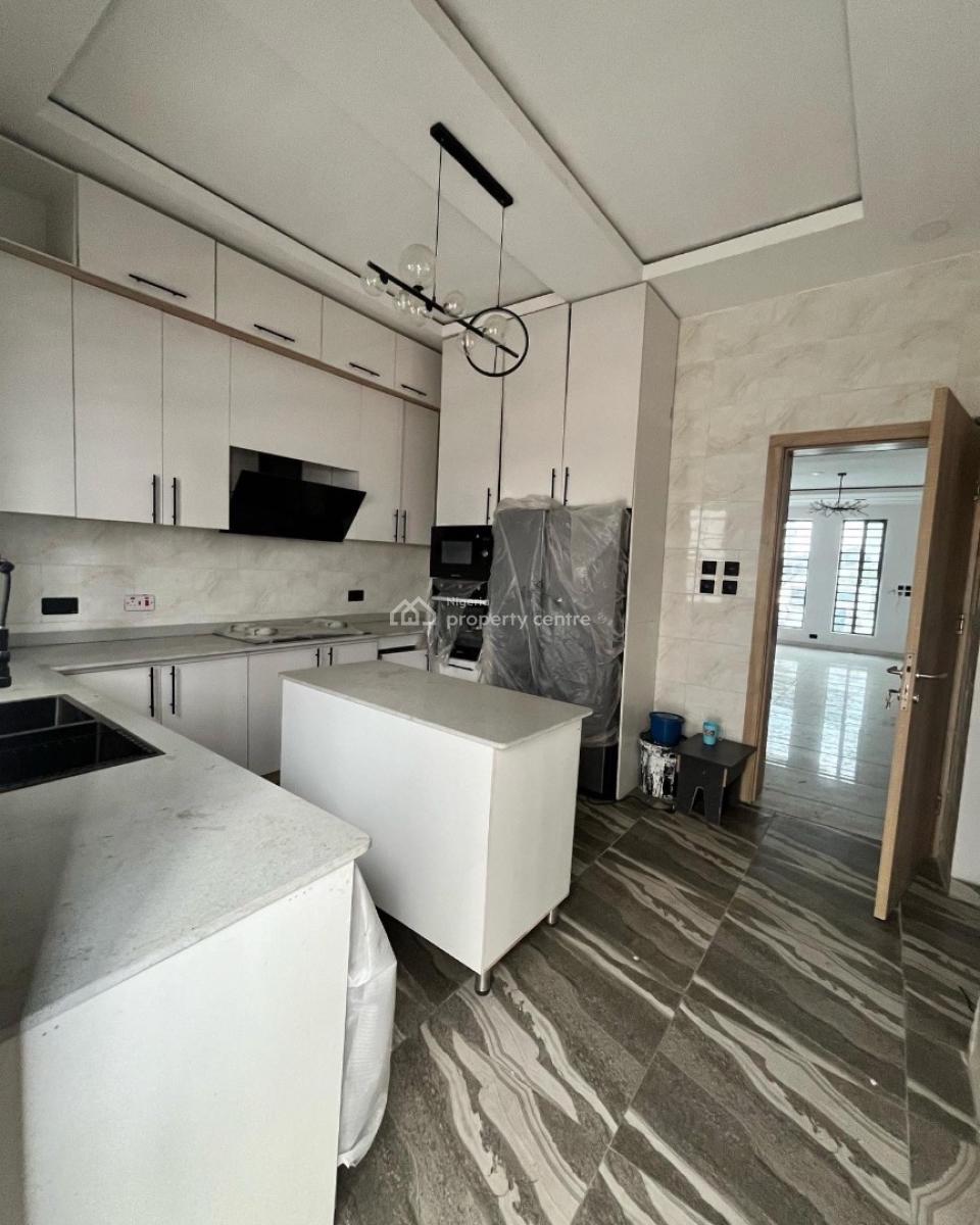 Lovely 4 Bedroom Maisonette with Bq, Lekki Phase 1, Lekki Phase 1, Lekki, Lagos, Detached Duplex for Sale