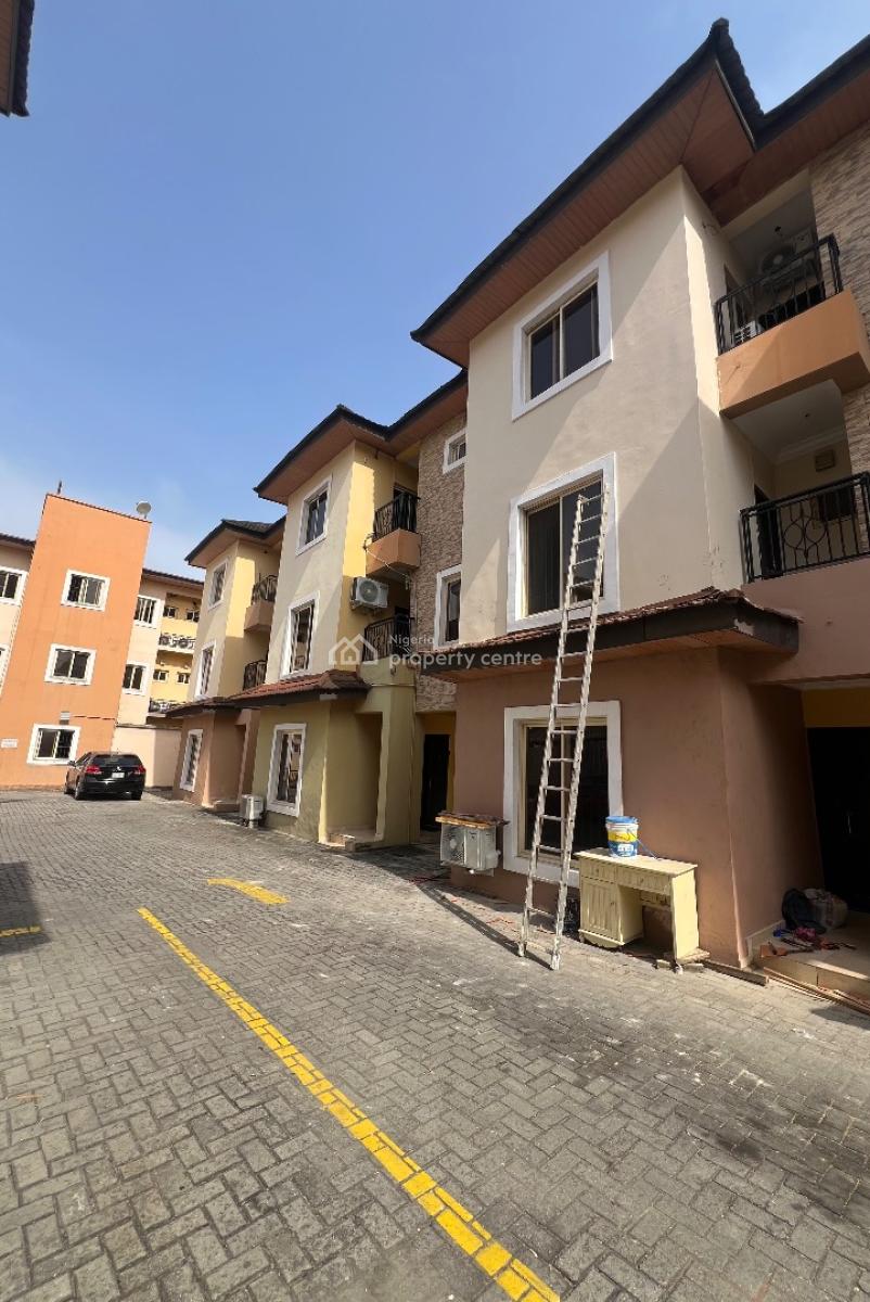 Premium 4bedroom Terrace Duplex with Bq and Swimming Pool., Lekki Phase 1, Lekki, Lagos, Terraced Duplex for Rent