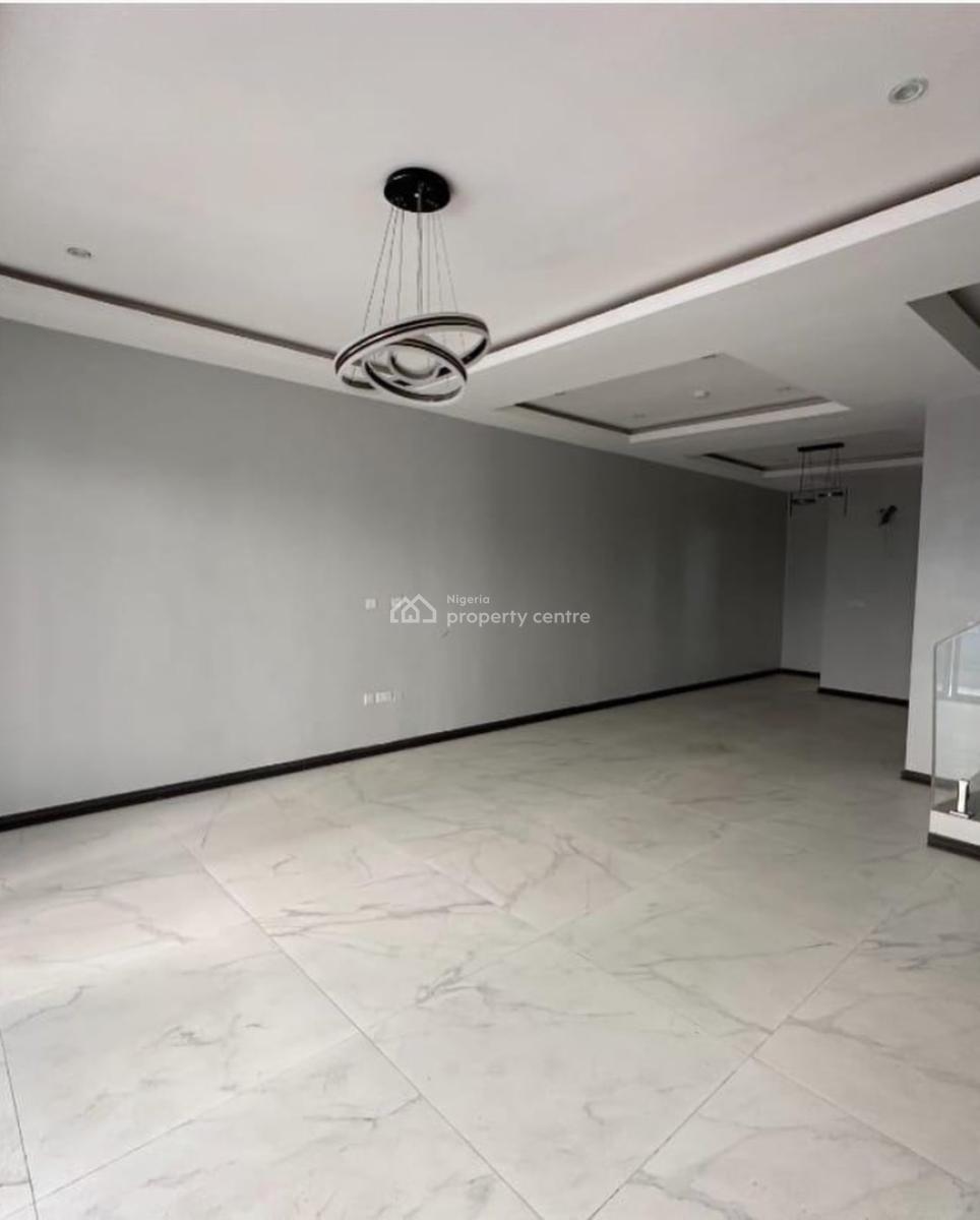 Lovely 3 Bedroom Maisonette with Bq, Lekki Phase 1, Lekki Phase 1, Lekki, Lagos, Detached Duplex for Sale