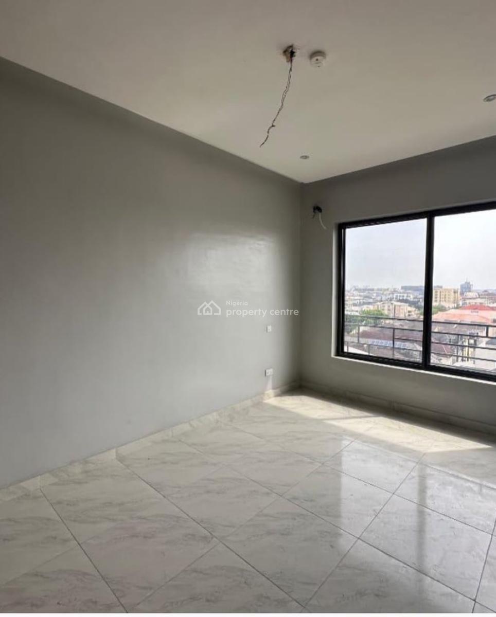 Lovely 3 Bedroom Maisonette with Bq, Lekki Phase 1, Lekki Phase 1, Lekki, Lagos, Detached Duplex for Sale