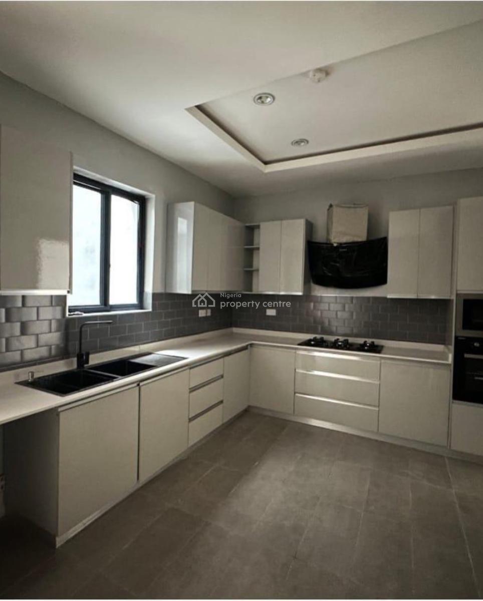 Lovely 3 Bedroom Maisonette with Bq, Lekki Phase 1, Lekki Phase 1, Lekki, Lagos, Detached Duplex for Sale