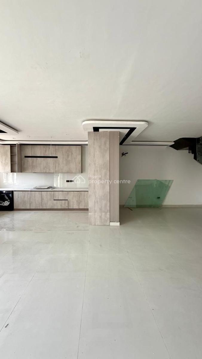 Well Built Luxury Smart 2 Bedroom Apartment with Pool and Gym, Lekki Phase 1, Lekki, Lagos, Flat / Apartment for Sale