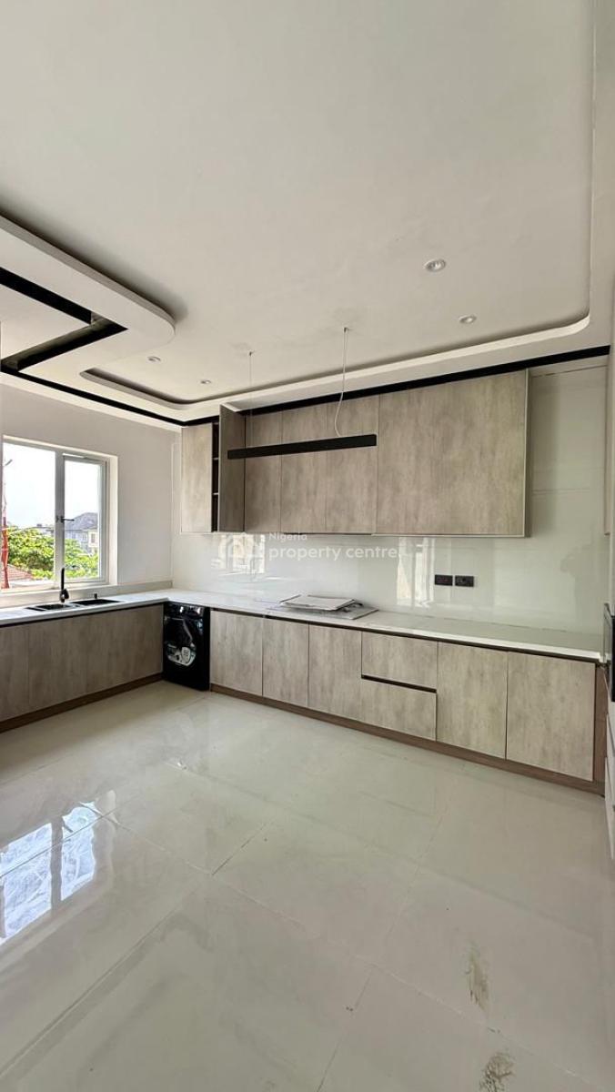 Well Built Luxury Smart 2 Bedroom Apartment with Pool and Gym, Lekki Phase 1, Lekki, Lagos, Flat / Apartment for Sale