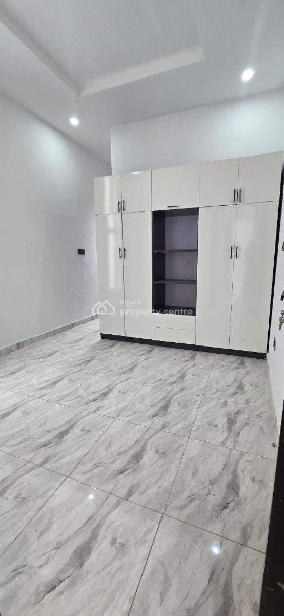 4 Bedrooms Terraced Duplex Available, Ikota, Lekki, Lagos, Terraced Duplex for Sale